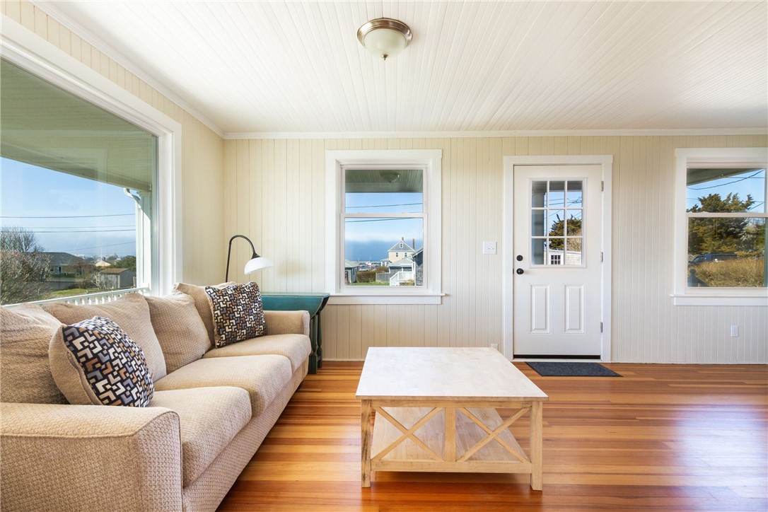 9 Montana Road Little Compton, RI 02837 - Photo 5 of 16