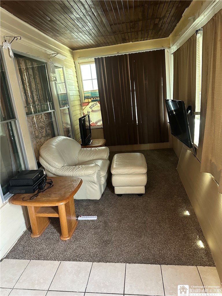 84 Ruggles Street Dunkirk, NY 14048 - Photo 8 of 17 Sun room
