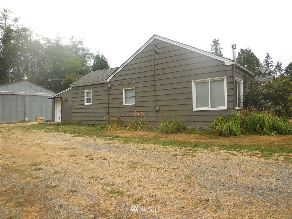 7218 North Fruitdale Road Sedro-Woolley, WA 98284 - Photo 4 of 22 Gallery Image 4