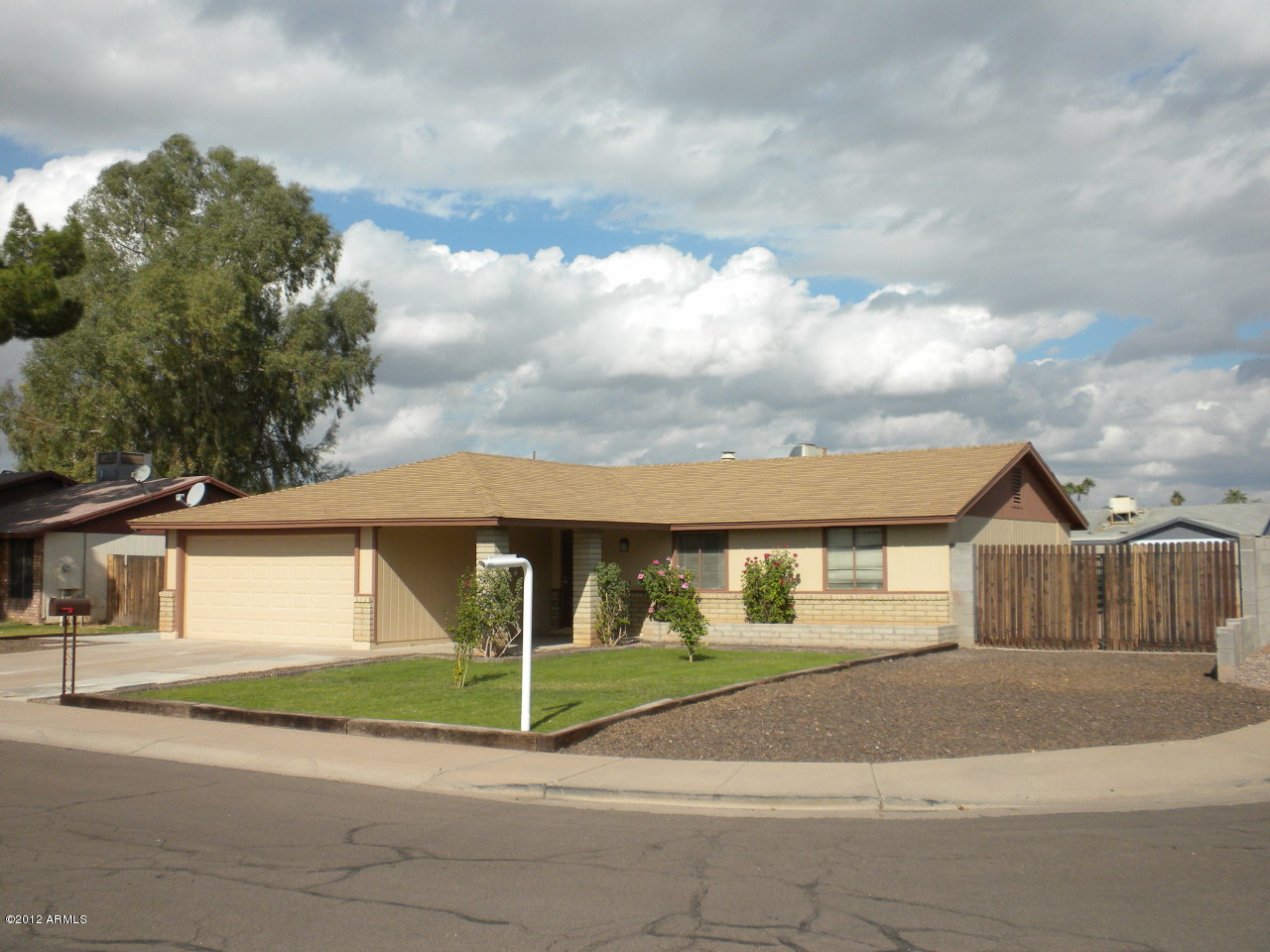 1506 West Colt Road Chandler, AZ 85224 - Photo 1 of 27 front view of a house with a big yard