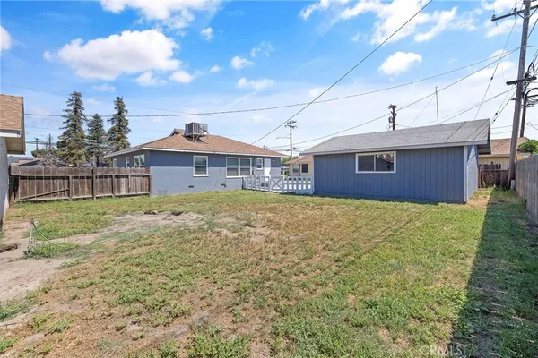 $310,000 | 1483 East Bardsley Avenue, Tulare, CA 93274