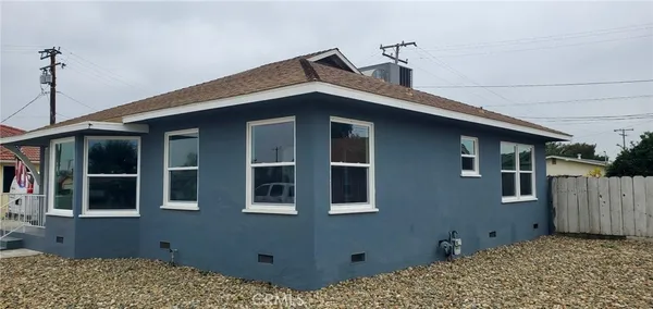 $315,000 | 1483 East Bardsley Avenue, Tulare, CA 93274