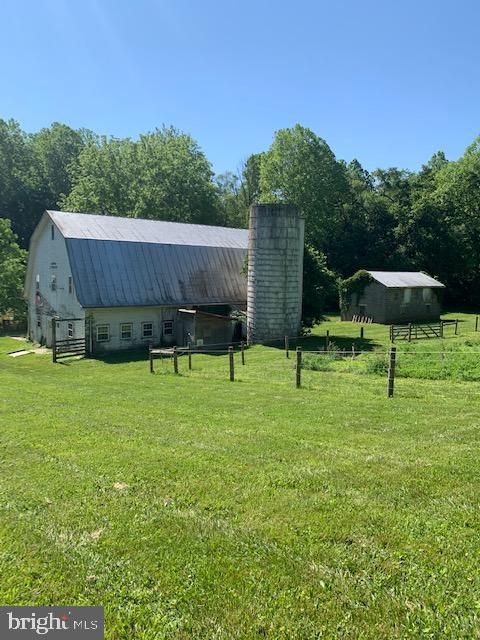2067 Jasontown Road Westminster, MD 21158 - Photo 2 of 24 Gallery Image 2
