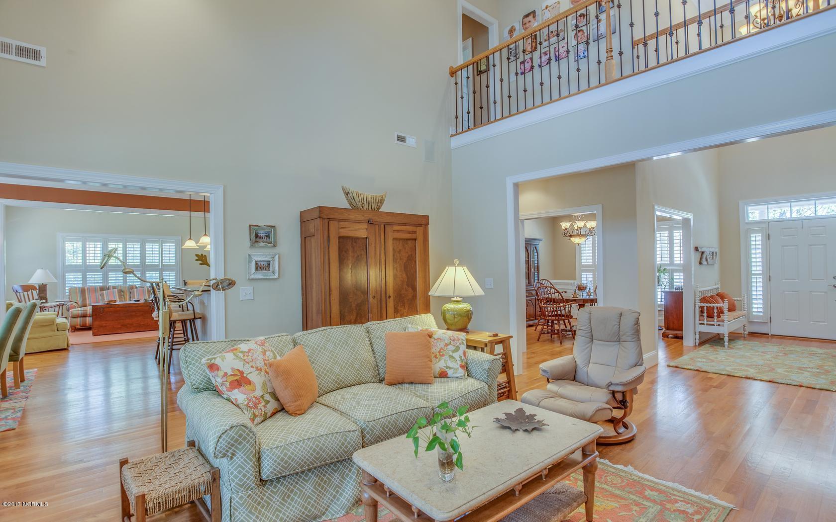 602 Sandfiddler Pointe Road Wilmington, NC 28409 - Photo 18 of 42 living room1