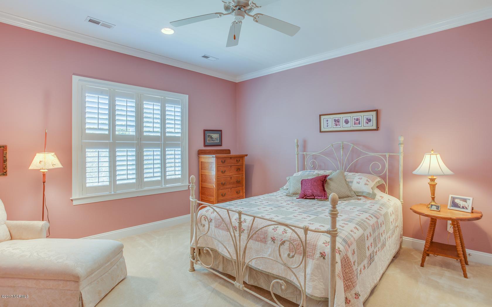 602 Sandfiddler Pointe Road Wilmington, NC 28409 - Photo 25 of 42 pink bed