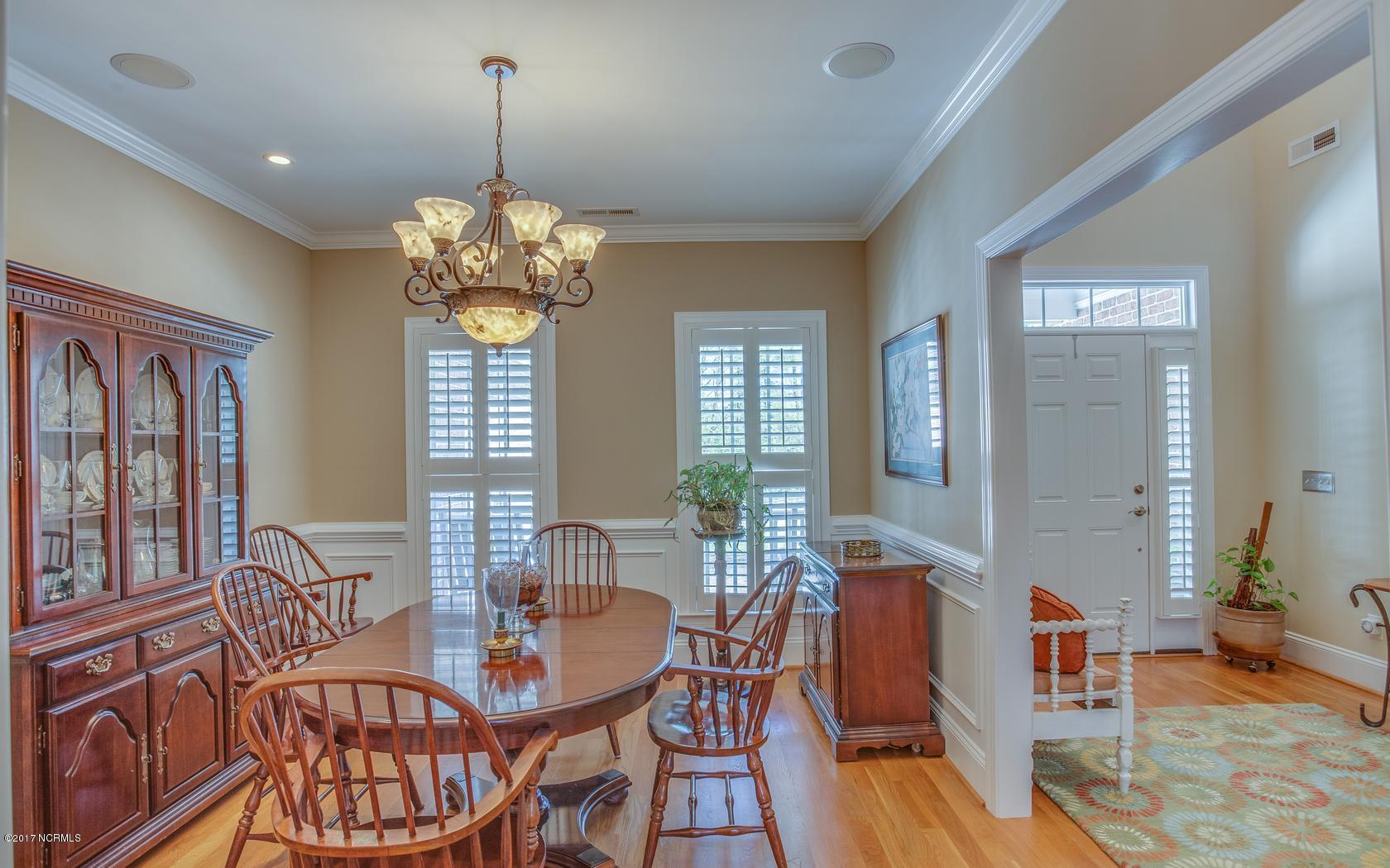 602 Sandfiddler Pointe Road Wilmington, NC 28409 - Photo 6 of 42 dining room2
