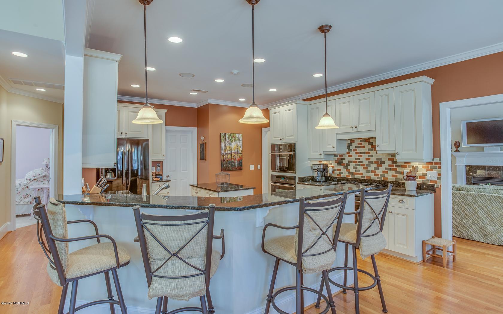 602 Sandfiddler Pointe Road Wilmington, NC 28409 - Photo 9 of 42 kitchen4