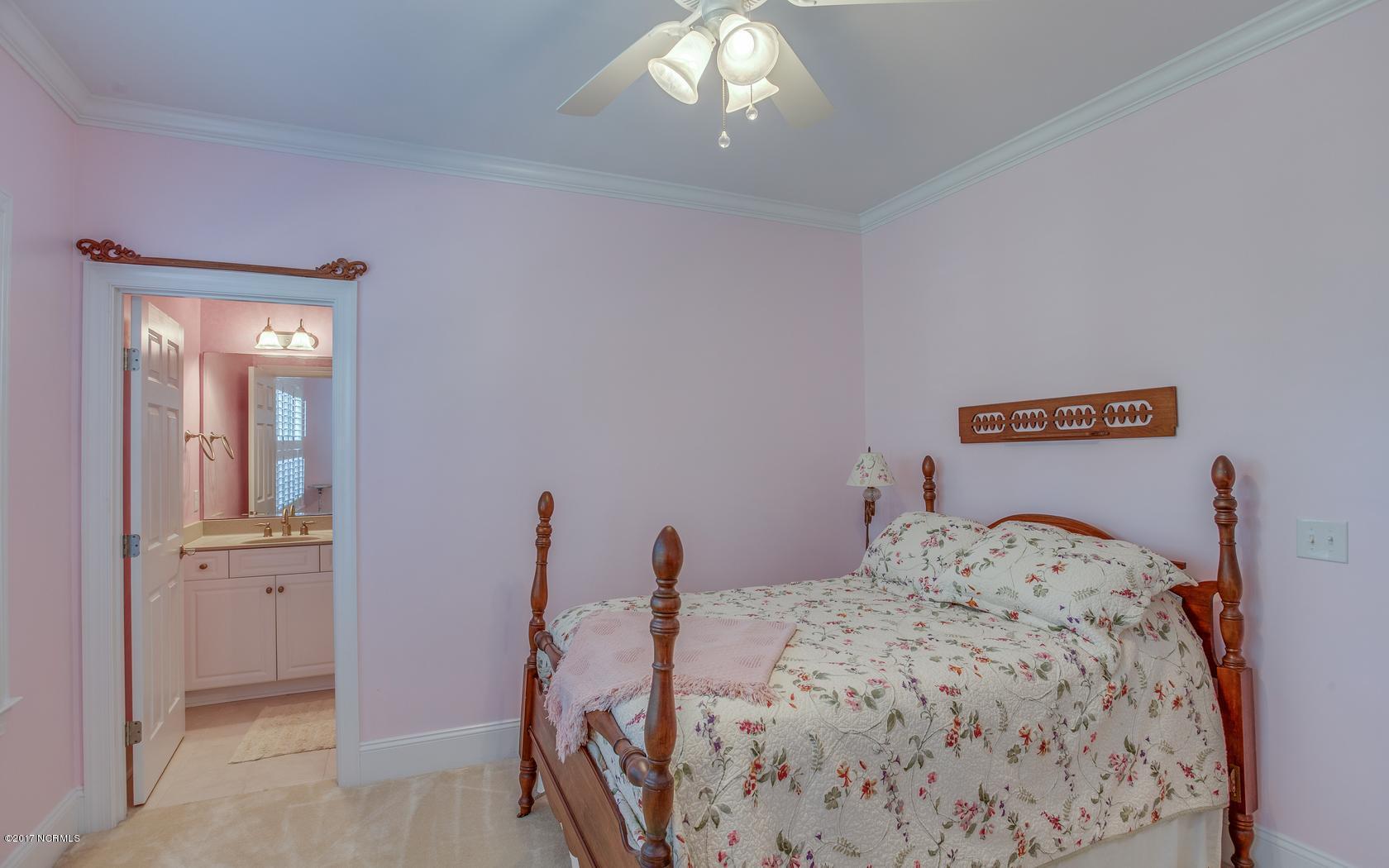 602 Sandfiddler Pointe Road Wilmington, NC 28409 - Photo 10 of 42 guest bedroom