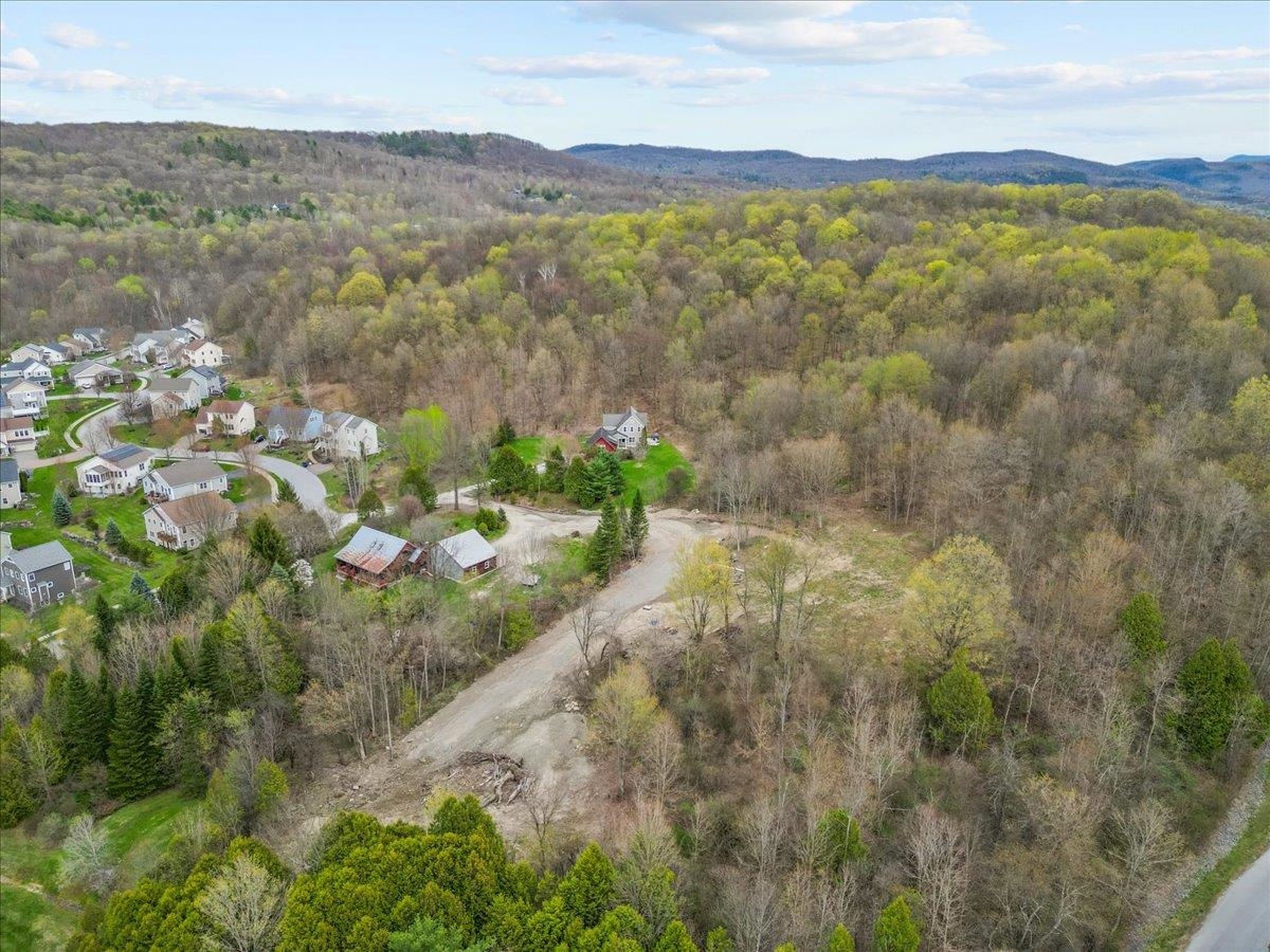 108 Thorn Bush Road, Unit 2 Hinesburg, VT 05461 - Photo 4 of 10