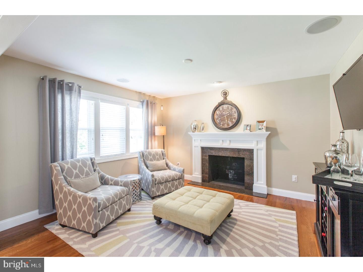 445 Colfax Road Havertown, PA 19083 - Photo 7 of 24 Living Room