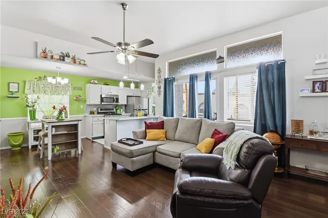 $205,000 | 3125 North Buffalo Drive, Unit 2114, Las Vegas, NV 89128