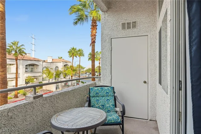 $205,000 | 3125 North Buffalo Drive, Unit 2114, Las Vegas, NV 89128