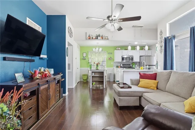 $205,000 | 3125 North Buffalo Drive, Unit 2114, Las Vegas, NV 89128