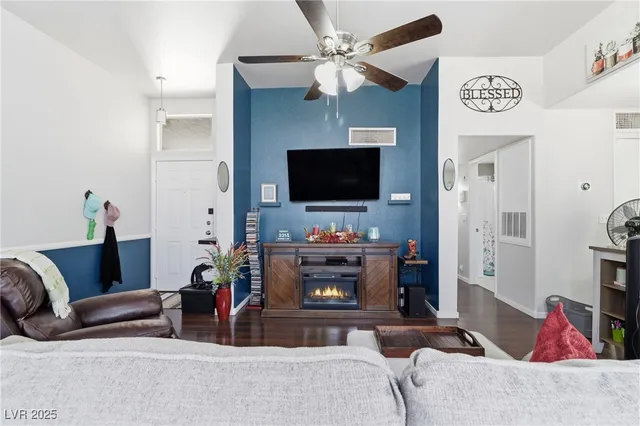 $205,000 | 3125 North Buffalo Drive, Unit 2114, Las Vegas, NV 89128