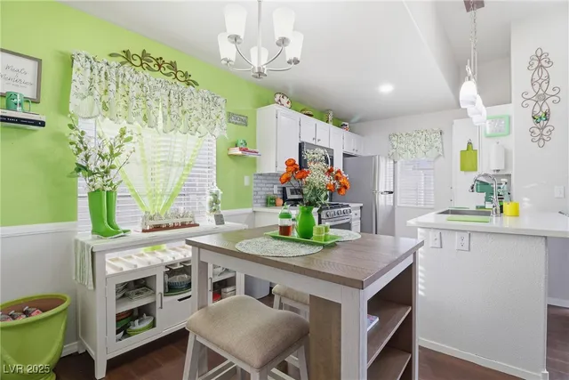 $205,000 | 3125 North Buffalo Drive, Unit 2114, Las Vegas, NV 89128