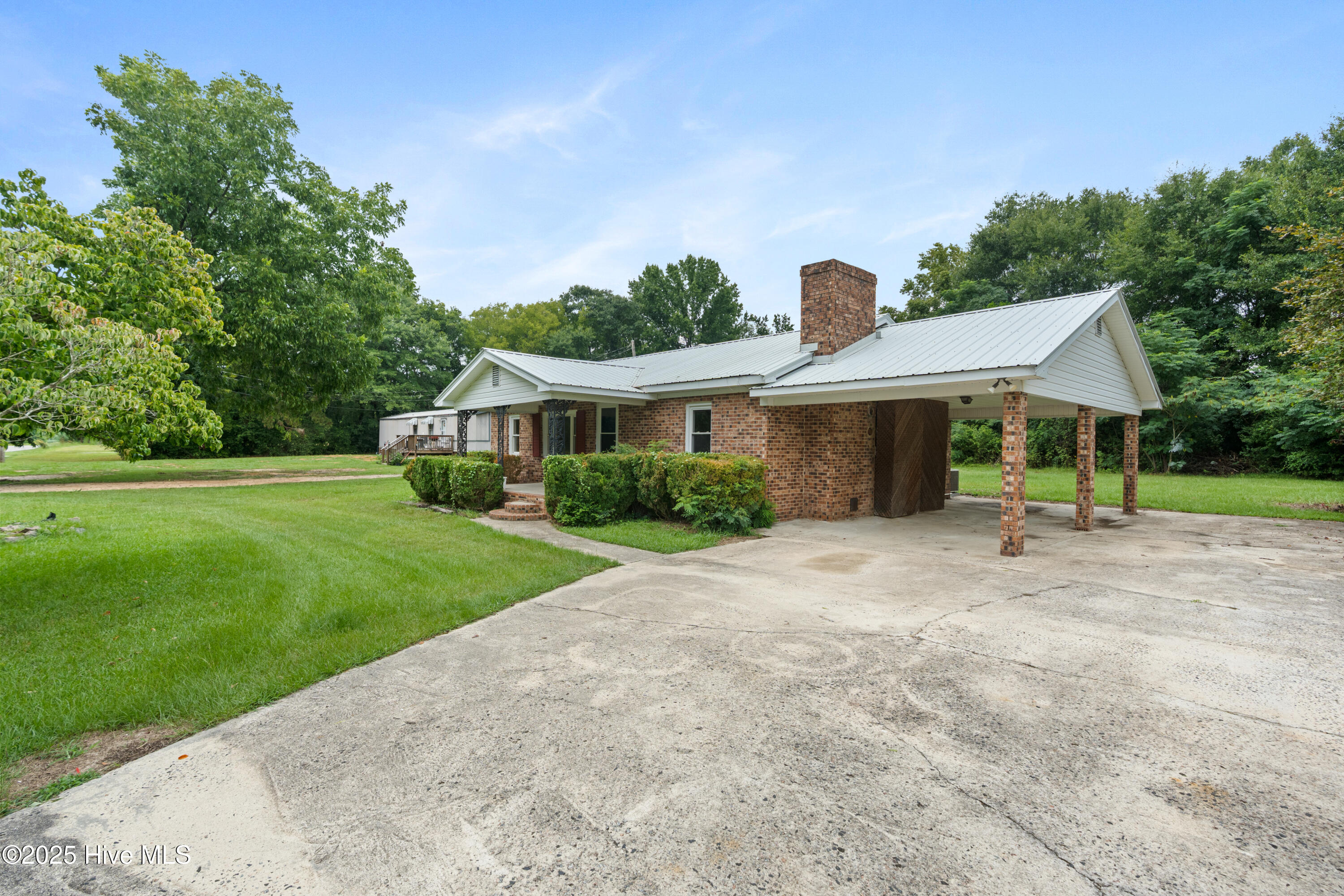 178 Rosalyn Road Rockingham, NC 28379 - Photo 3 of 20 A7406544