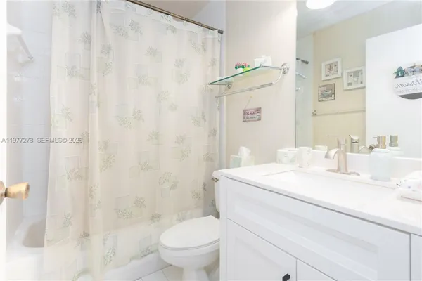 $2,900 | Bonita Golf View, Hialeah, FL 33015