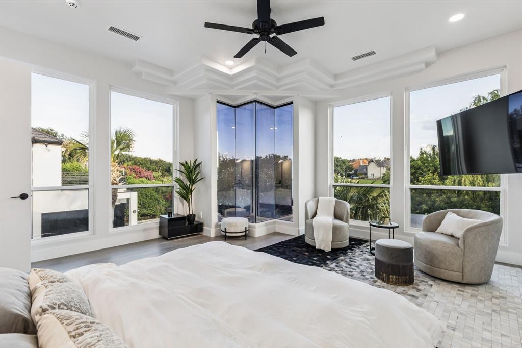6 Savannah Ridge Frisco, TX 75034 - Photo 30 of 40 a living room with furniture and large windows