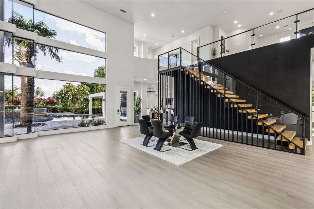 6 Savannah Ridge Frisco, TX 75034 - Photo 8 of 40 a view of a lobby with furniture