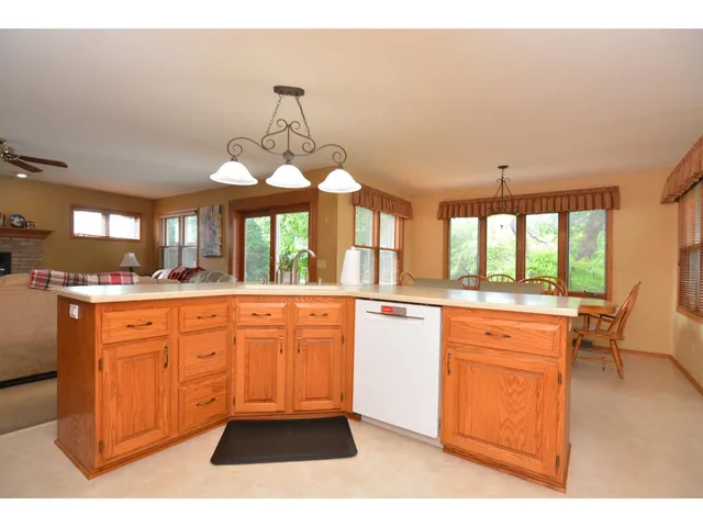 $575,000 | 4013 Bordeaux Drive, Janesville, WI 53546