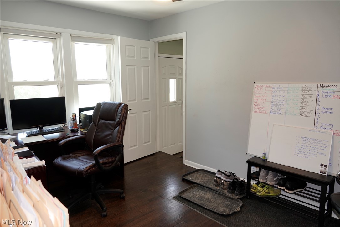 1713 Chelmsford Road Cleveland, OH 44124 - Photo 20 of 31 Gallery Image 20