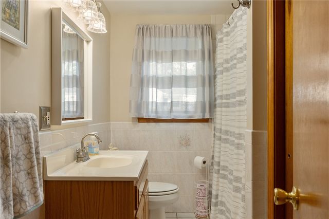 $465,000 | 47 Flagg Avenue, Warwick, RI 02886