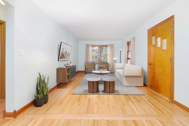 419 North Maple Street Mount Prospect, IL 60056 - Photo 2 of 17 Gallery Image 2