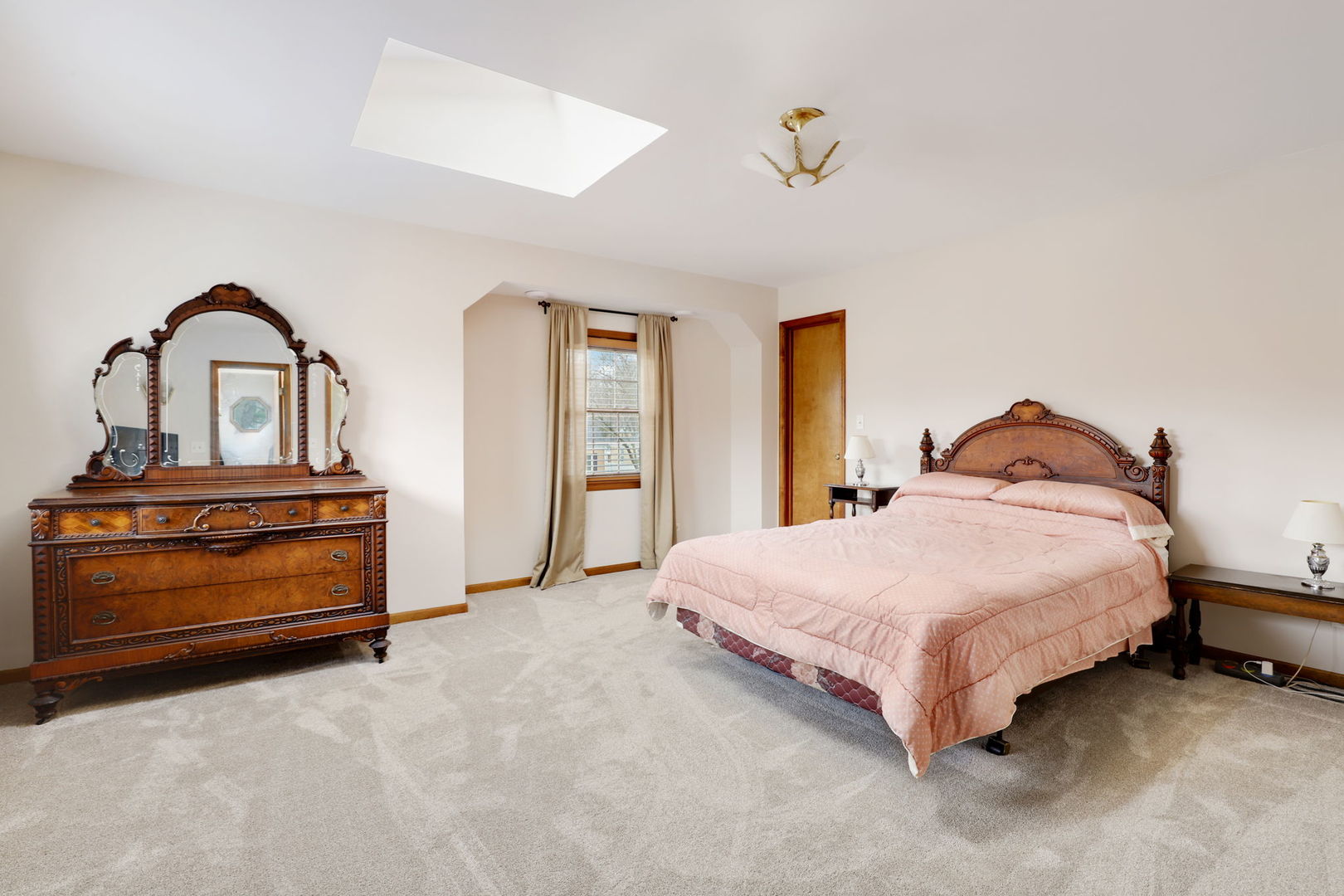 419 North Maple Street Mount Prospect, IL 60056 - Photo 9 of 17 Gallery Image 9