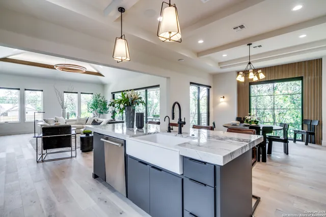 $1,829,000 | 401 Oak Park Drive, Unit B, Boerne, TX 78006