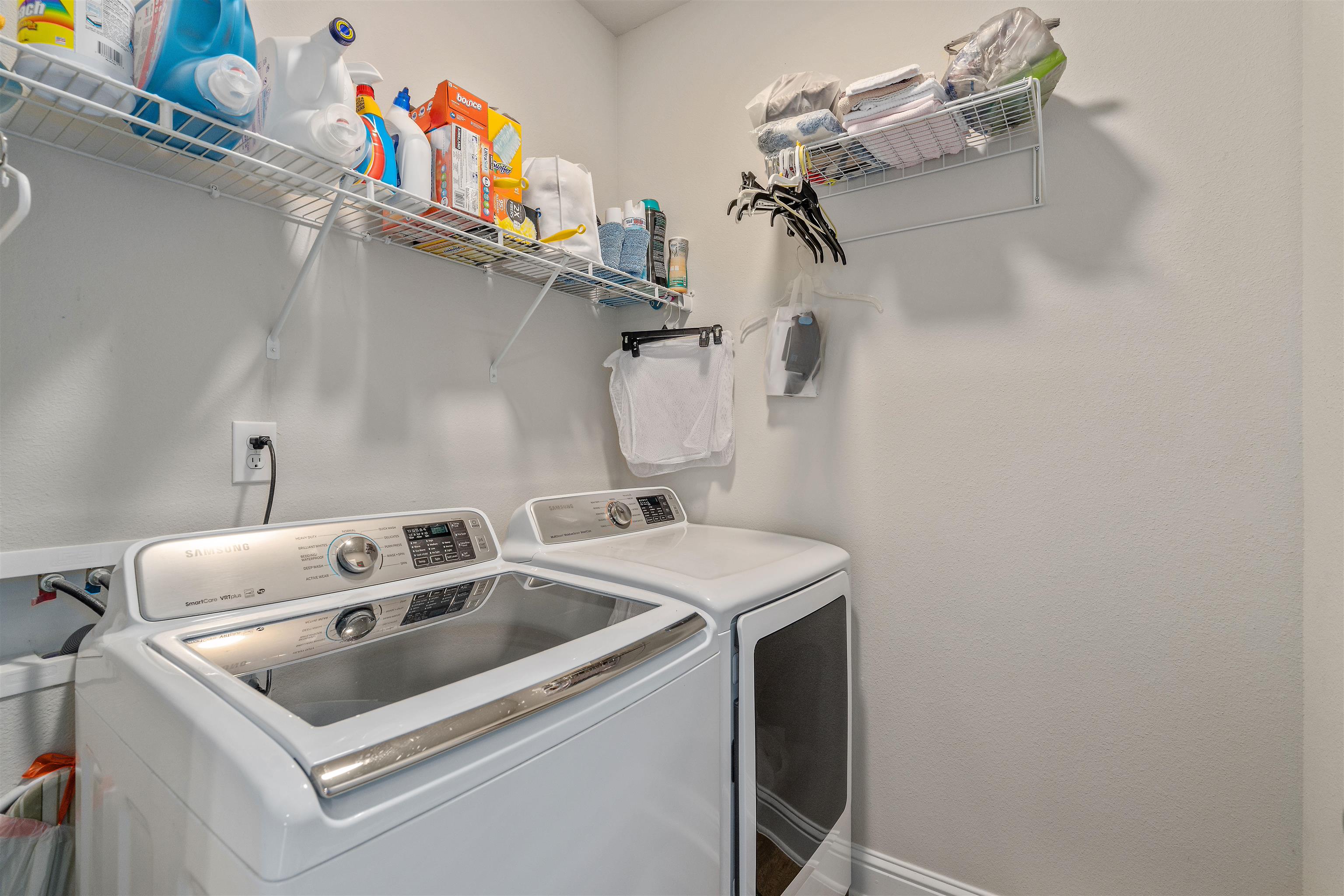 24593 Slater Mill Road Daphne, AL 36526 - Photo 28 of 32 Laundry