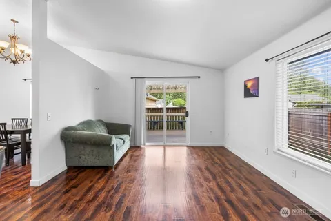 $650,000 | 622 Northern Way, Everett, WA 98204