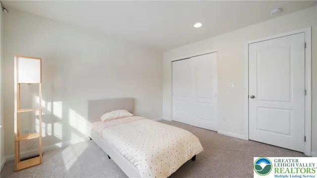 $3,000 | 358 Redclover Lane, Allentown, PA 18104