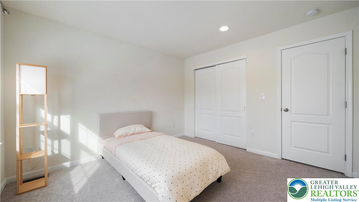 358 Redclover Lane Allentown, PA 18104 - Photo 16 of 28