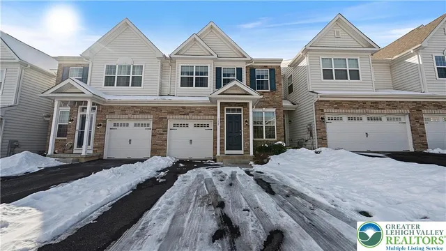 $3,000 | 358 Redclover Lane, Allentown, PA 18104