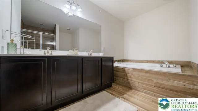 $3,000 | 358 Redclover Lane, Allentown, PA 18104