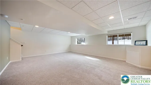 $3,000 | 358 Redclover Lane, Allentown, PA 18104