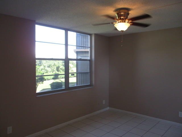 6500 Northwest 2nd Avenue, Unit 312 Boca Raton, FL 33487 - Photo 11 of 21 IMG_3537
