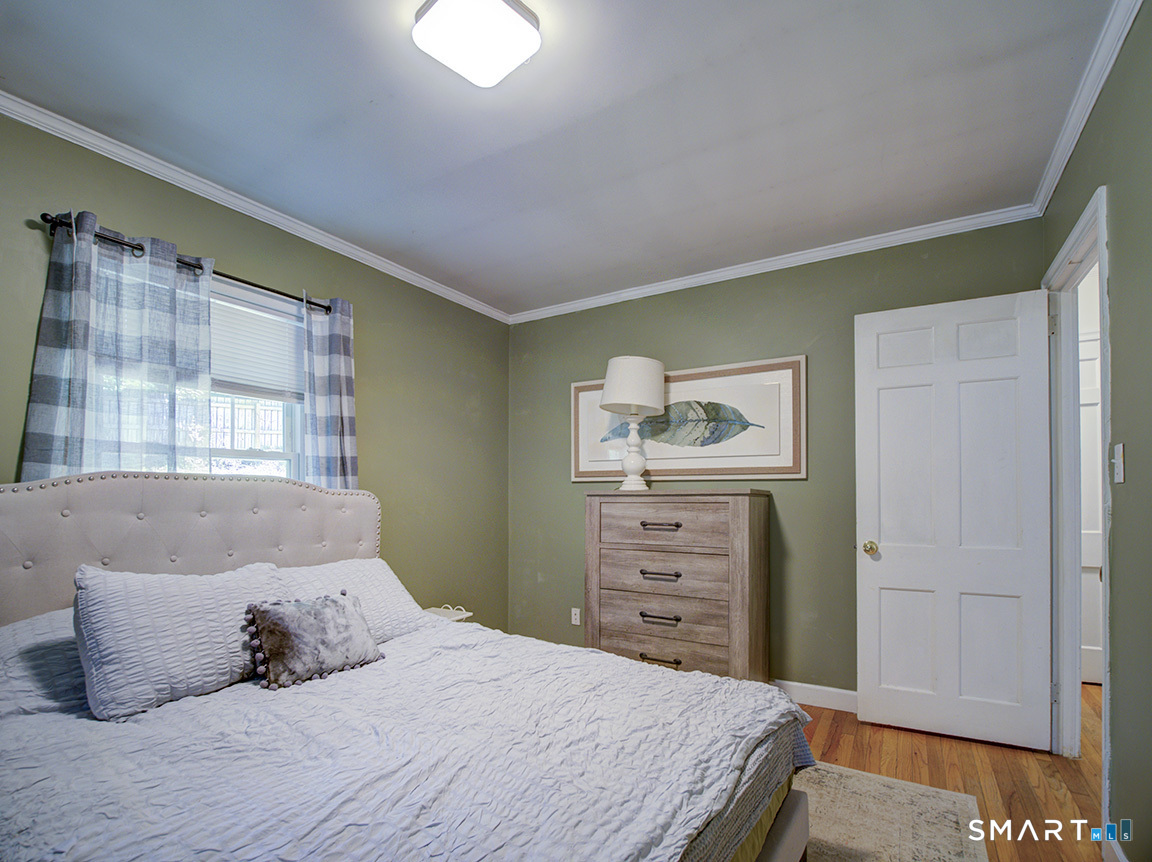 57 Buckingham Street Meriden, CT 06451 - Photo 20 of 35