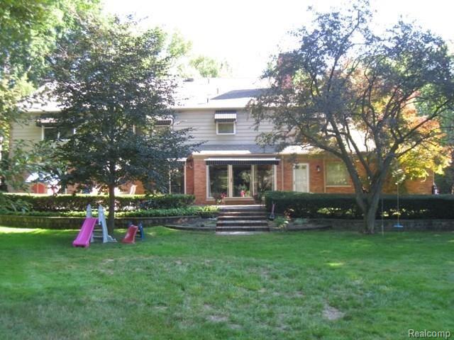 85 Lothrop Road Grosse Pointe, MI 48236 - Photo 20 of 23 Rear Exterior