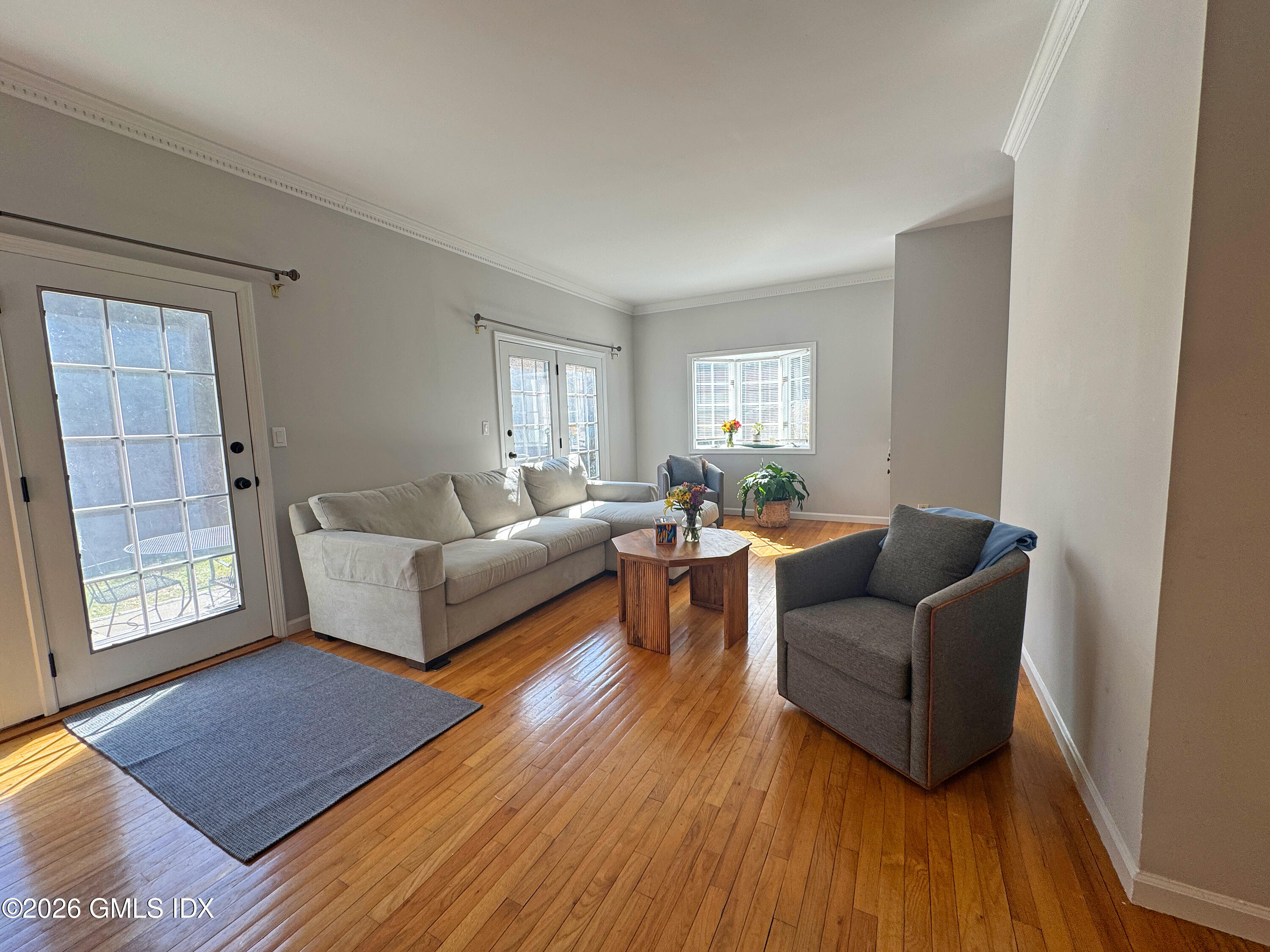 28 Home Place, Unit A2 Greenwich, CT 06830 - Photo 4 of 28 a living room with furniture and a window