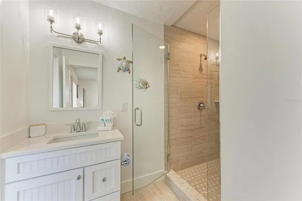 $1,695,000 | 165 Crescent Drive, Anna Maria, FL 34216