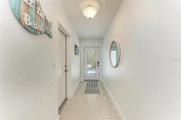 $1,695,000 | 165 Crescent Drive, Anna Maria, FL 34216