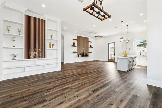 $409,900 | 3632 West Louisiana State Drive, Kenner, LA 70065