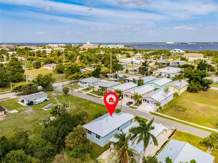 $339,000 | 627 Fitzhugh Avenue, Punta Gorda, FL 33950