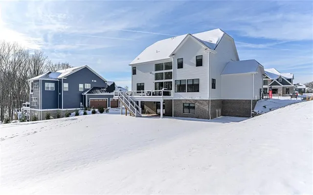 $1,475,000 | 307 Azalea Lane, Mars, PA 16046