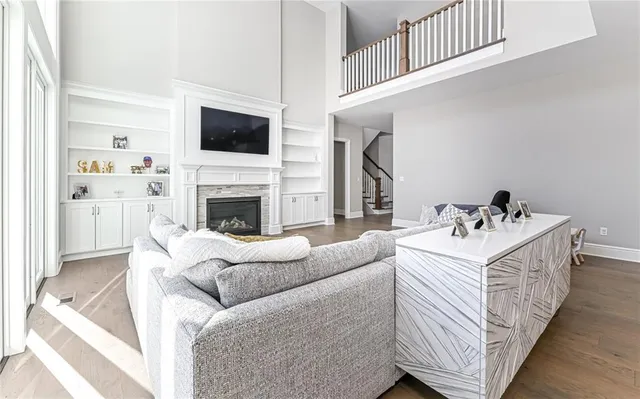 $1,475,000 | 307 Azalea Lane, Mars, PA 16046