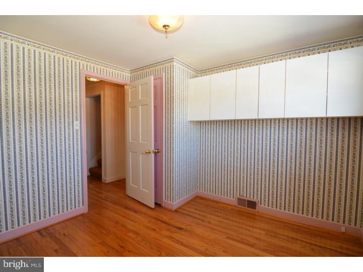 2406 Laurel Road Reading, PA 19609 - Photo 20 of 25 Gallery Image 20
