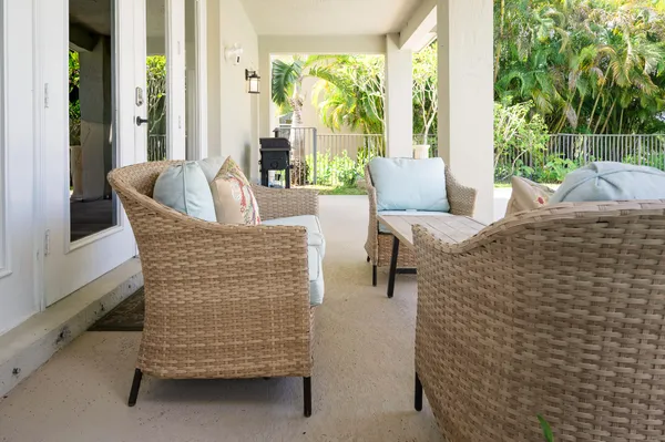 an empty room with a empty space and window