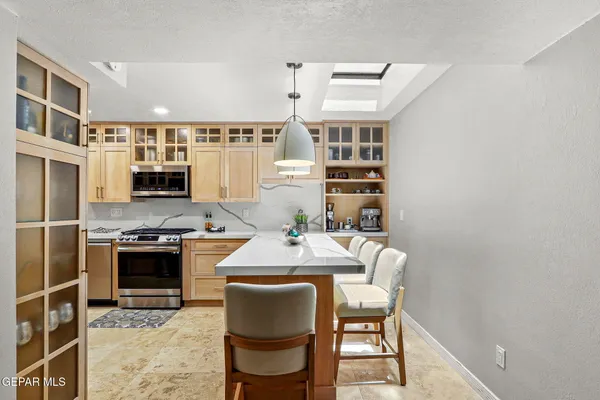 $389,000 | 5903 Mira Hermosa Drive, El Paso, TX 79912