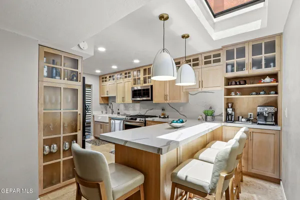 $389,000 | 5903 Mira Hermosa Drive, El Paso, TX 79912